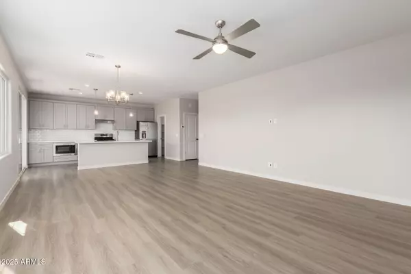 Phoenix, AZ 85015,6568 N 15TH Drive