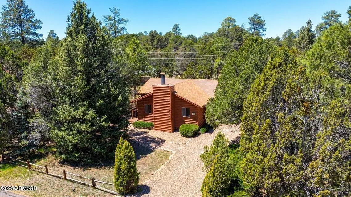 Overgaard, AZ 85933,3396 NAVAJO Drive