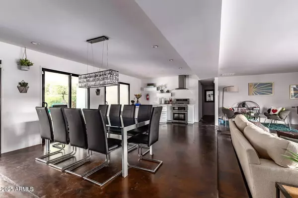 Phoenix, AZ 85018,5002 N 38TH Place