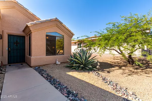 16709 E BAYFIELD Drive #B, Fountain Hills, AZ 85268