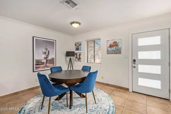 Scottsdale, AZ 85260,10069 E Paradise Drive