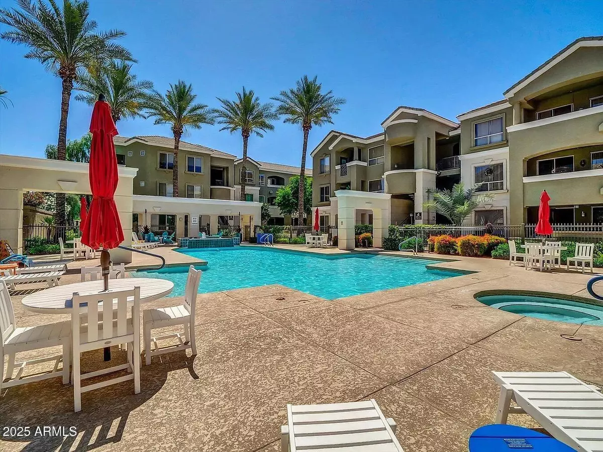 Phoenix, AZ 85014,5303 N 7TH Street #214
