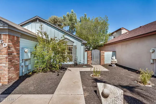 Chandler, AZ 85225,850 E ROCKWELL Drive