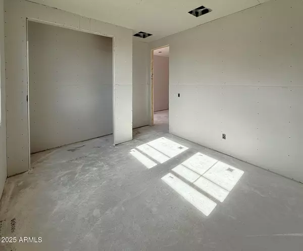 San Tan Valley, AZ 85140,6526 E FIDDLENECK Way