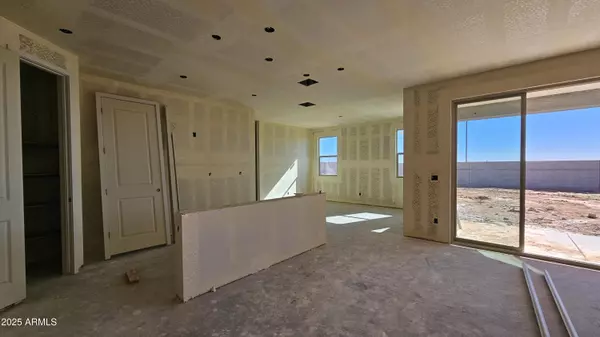 San Tan Valley, AZ 85140,6513 E FIDDLENECK Way