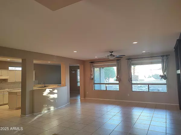 Surprise, AZ 85387,19722 N REGENTS PARK Drive