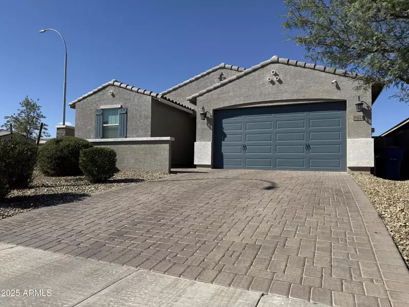 11046 W LEVI Drive, Tolleson, AZ 85353