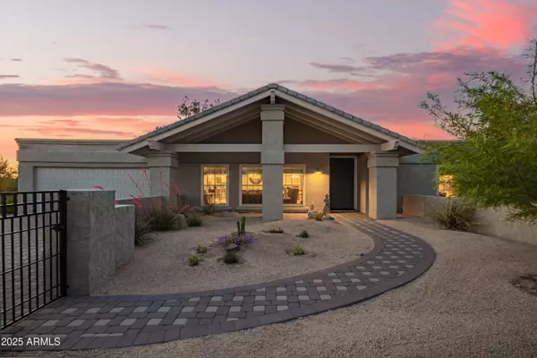 Carefree, AZ 85377,9432 E Quail Trail