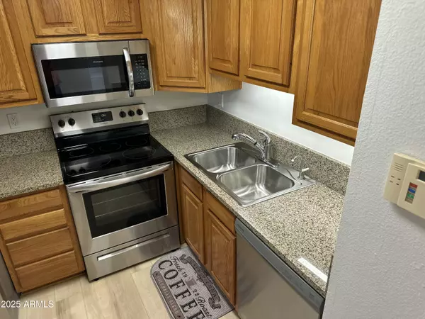 Mesa, AZ 85201,30 E BROWN Road #2012