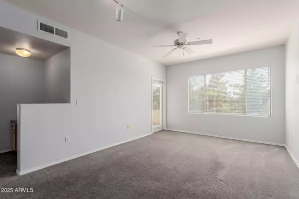 Phoenix, AZ 85032,18416 N CAVE CREEK Road #3068