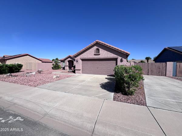 Casa Grande, AZ 85122,1614 E CLOVER Street