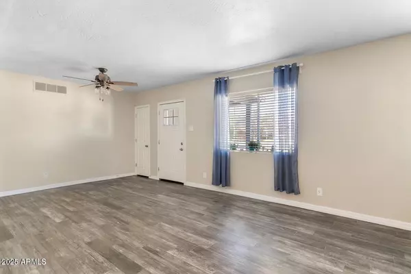 Phoenix, AZ 85015,2147 W OSBORN Road