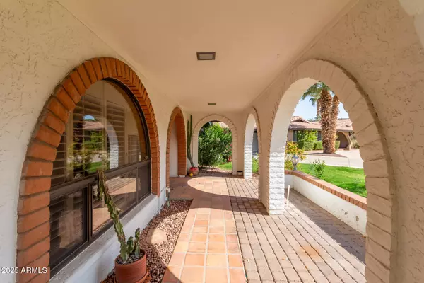 Phoenix, AZ 85022,15226 N 2ND Street