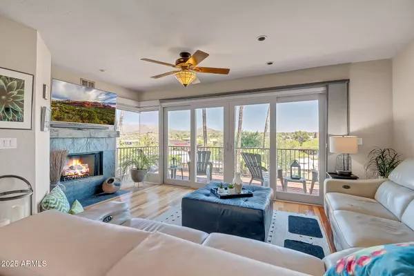 37300 N TOM DARLINGTON Drive #D, Carefree, AZ 85377