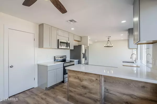 Phoenix, AZ 85035,4430 W VERNON Avenue