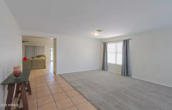 Casa Grande, AZ 85122,681 W RACINE Loop