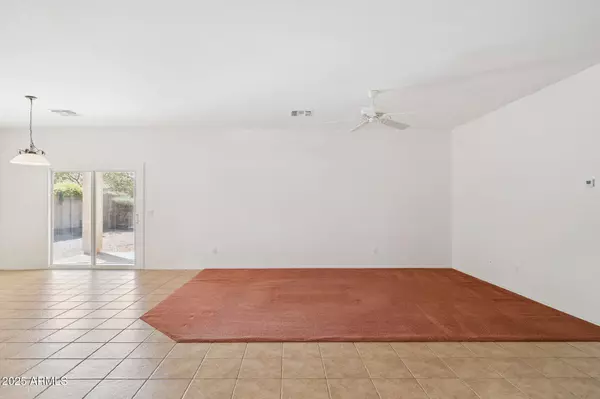 Chandler, AZ 85249,4255 E WESTCHESTER Drive