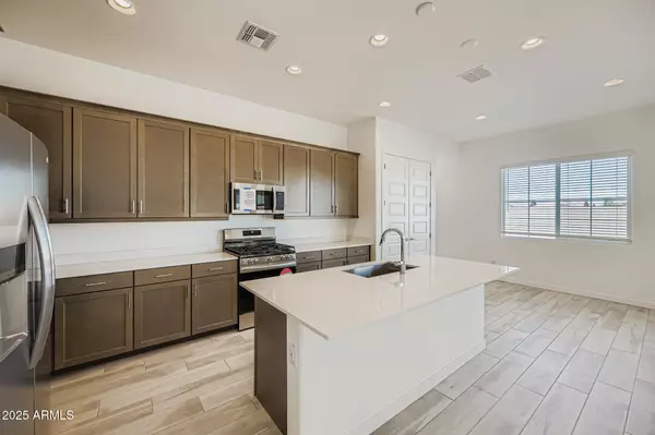 Queen Creek, AZ 85142,23154 E LORDS Way