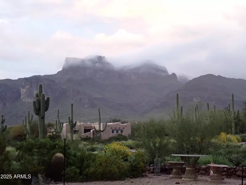 6619 E QUAIL HIDEAWAY Lane, Gold Canyon, AZ 85119