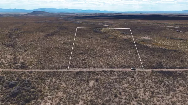 Douglas, AZ 85067,47 La Cienega Road #130