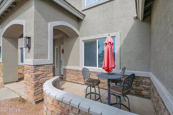 Mesa, AZ 85207,7114 E GRANDVIEW Street