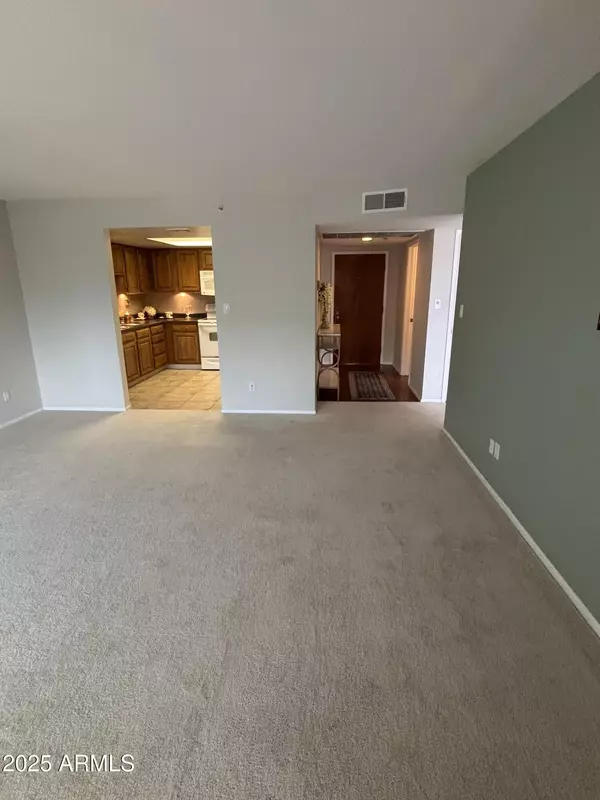 Scottsdale, AZ 85251,7840 E CAMELBACK Road E #303