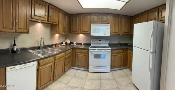 Scottsdale, AZ 85251,7840 E CAMELBACK Road E #303