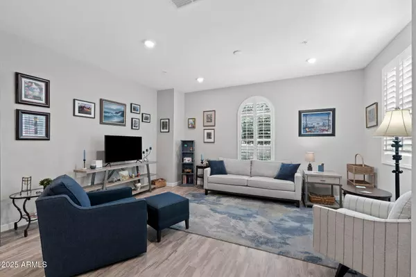 Chandler, AZ 85286,3855 S MCQUEEN Road #5