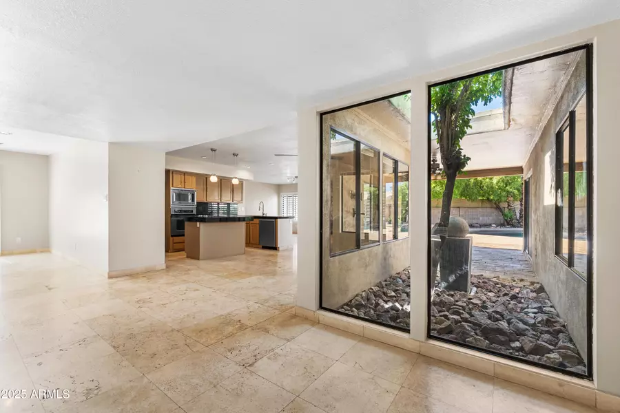 8624 N TIMBERLANE Drive, Scottsdale, AZ 85258