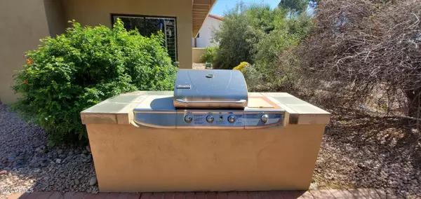 Scottsdale, AZ 85258,8624 N TIMBERLANE Drive