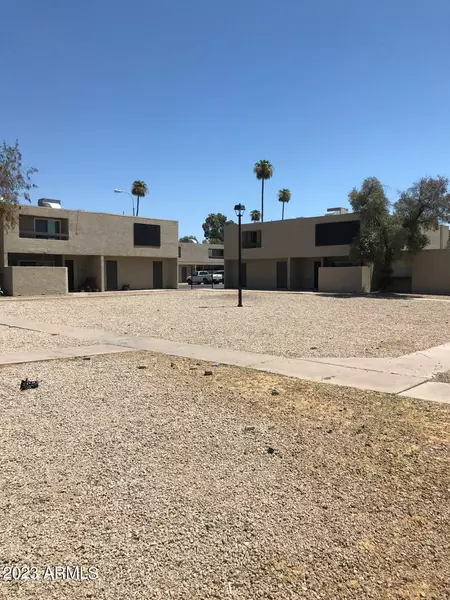 2678 N 43RD Avenue #B, Phoenix, AZ 85009