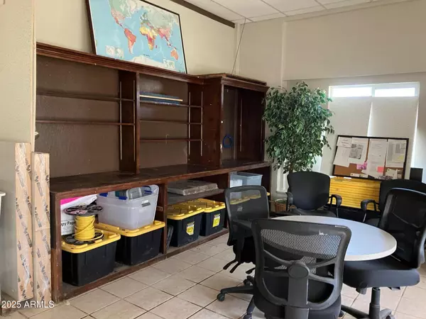 Salome, AZ 85348,66695 HIGHWAY 60 --