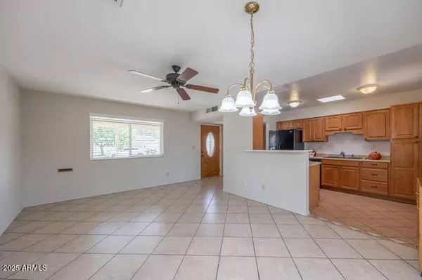 Sun City, AZ 85351,11202 N MADISON Drive