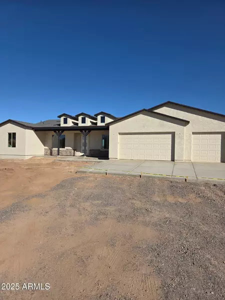 22288 W DALE Lane, Wittmann, AZ 85361