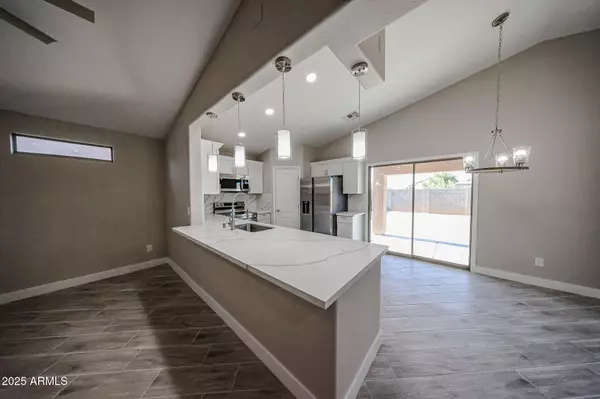 El Mirage, AZ 85335,11765 W MAUI Lane