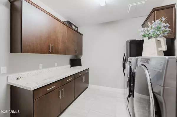 San Tan Valley, AZ 85143,27700 N SILVERLEAF Road