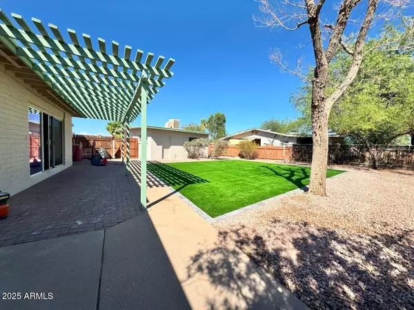 1851 N 80TH Place, Scottsdale, AZ 85257