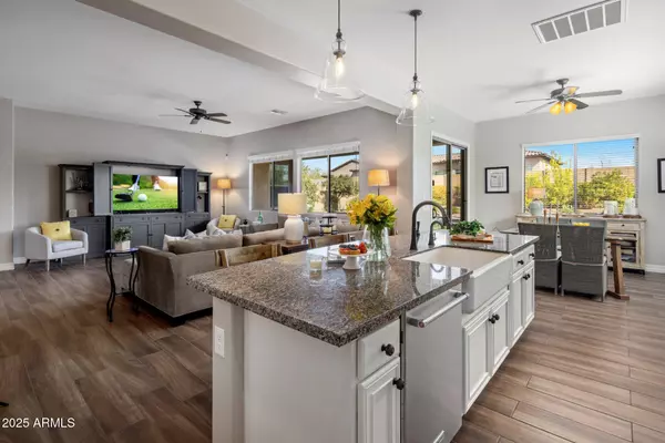 Cave Creek, AZ 85331,5413 E BARWICK Drive