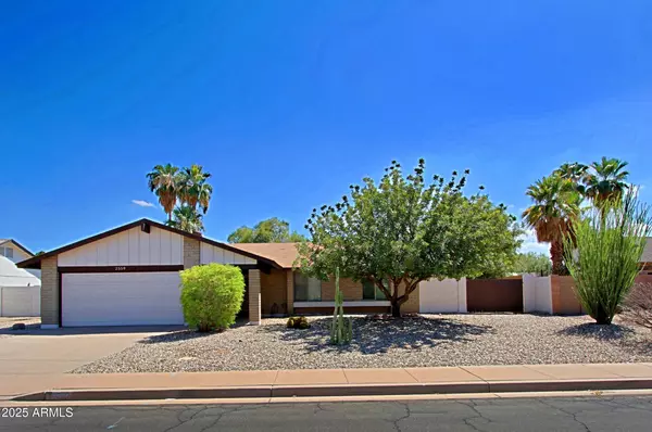 Mesa, AZ 85202,2559 W OLLA Circle