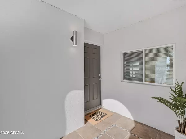 Mesa, AZ 85203,1129 N WELD Circle