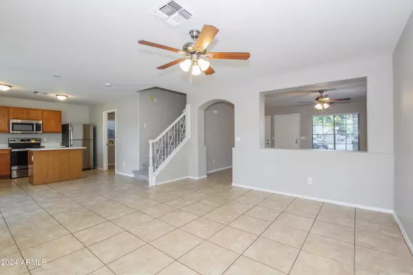 Phoenix, AZ 85024,2239 E PARAISO Drive