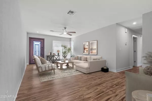 Phoenix, AZ 85027,20631 N 16TH Avenue