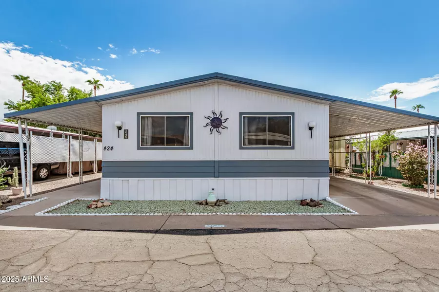 305 S VAL VISTA Drive #424, Mesa, AZ 85204