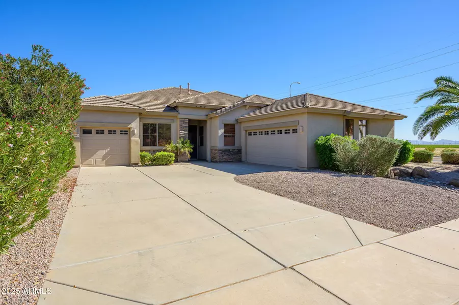 6993 S ROGER Way, Chandler, AZ 85249