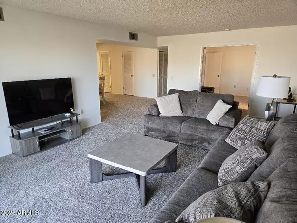 Sun City, AZ 85351,13819 N Crown Point