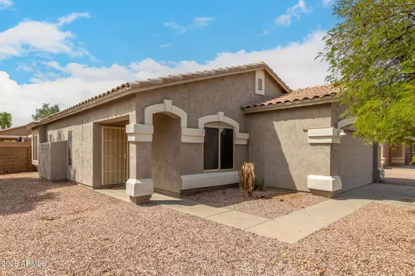 San Tan Valley, AZ 85143,30332 N DESERT WILLOW Boulevard
