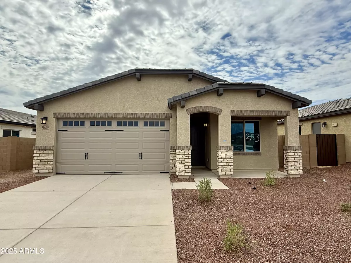Waddell, AZ 85355,17421 W LAS PALMARITAS Drive
