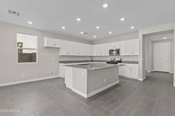 Surprise, AZ 85387,16814 W CAVEDALE Drive