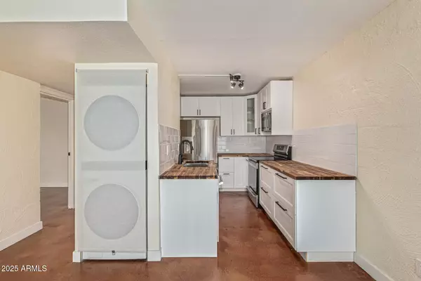 Scottsdale, AZ 85251,3314 N 68TH Street #107