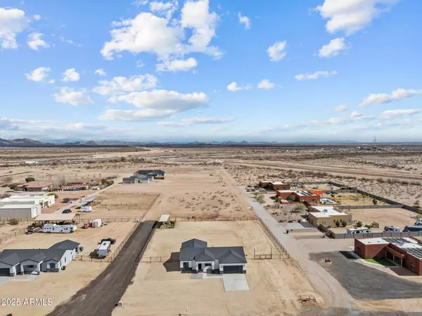 28813 N 201st Avenue, Wittmann, AZ 85361